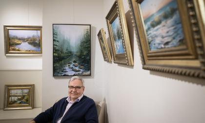 Efter några års Ålandspaus är Stig Rosenlund tillbaka med en utställning av landskapsmålningar, på Galleri Ehns.