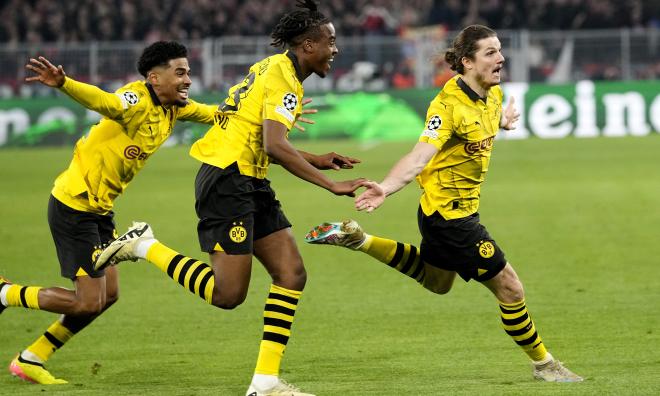 Glädjen visste inga gränser när Marcel Sabitzer avgjorde för Dortmund.