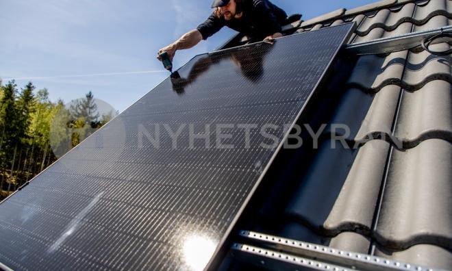 Solcellsanläggningarna i Sverige fortsätter att öka. Arkivbild.