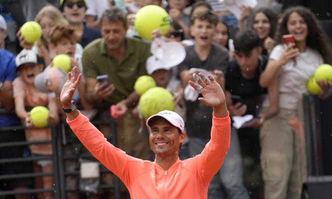 Rafael Nadal är vidare till andra rundan av Italian Open.