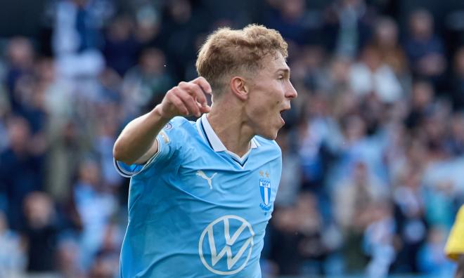 Malmös Hugo Bolin jublar efter 1–1 mot Elfsborg.