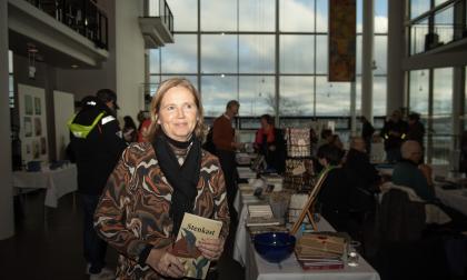 Marlene Lindbäck, författare, Bokmässa, Alandica *** Local Caption *** @Bildtext:Marlene Lindbäck kommer nu med sin andra roman Stenskott, en fristående fortsättning på den första romanen Stjärnhus.