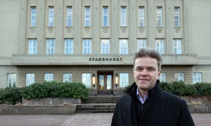 Arne Selander, Stadsdirektör *** Local Caption *** @Bildtext:Jag brinner för att leda och jobba strategiskt med utvecklingsfrågor, säger Mariehamns nya stadsdirektör Arne Selander.