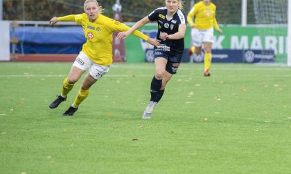 Mittfältaren Riikka Lilja låg bakom båda målen. Först gjorde hon 1–0 och sedan assisterade hon till 2–0.