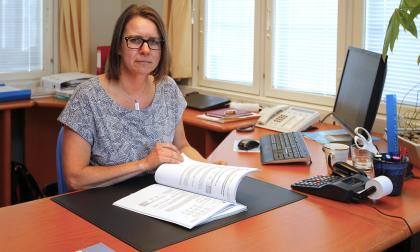 På grund av rytmstörning i skattesystemet i kombination med ökade kostnader gör Saltvik år 2024 att göra ett kraftigt negativt årsbidrag och ett stort minusresultat, berättar kommundirektör Ewa Danielsson.