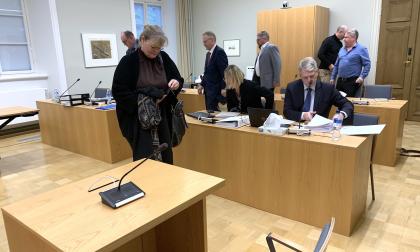 Katrin Sjögren (Lib) var lantråd när avtalet med konsortiet ingicks. I går vittnade hon i hovrätten. 