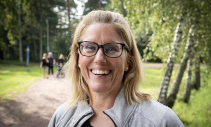 Katarina Sundberg som är tjänstledig från jobbet som förvaltningschef vid Ålands Gymnasium tänker fortsätta jobba på konsultbolaget Greenstep.