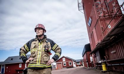 Brandinstruktören Leif Roberts välkomnar alla Ålands FBK_er till ASA Safety Center. 