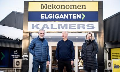 Kalmers är ett att Ålands äldsta företag och genom åren har man sysslat med det mesta. På bilden Stefan Kalmer, son till grundaren Anton Kalmer, Per-Åke ”Perra” Eriksson som är vd sedan 2015 och Maria Svenblad, barnbarn till Anton Kalmer.