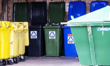 Kommunerna efterlyser tydligare regler och ett enhetligt system för den avfallsstatistik som krävs för att Åland ska kunna beräkna återvinningsgraden och nå målsättningarna.