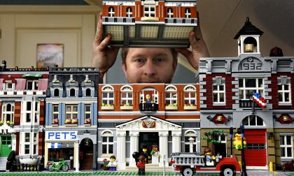 Den 27 januari kommer Johan Bergman, som tävlat i TV4-programmet Lego Masters Sverige, till stadsbiblioteket med 150 kilo lego att bygga med. @