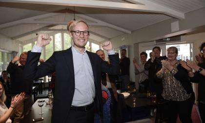 Anton Nilsson knep platsen som ersättare till EU-parlamentariker Nils Torvalds vid senaste valet. Han kan vara ett alternativ för samarbetat mellan SFP och de åländska partierna. 