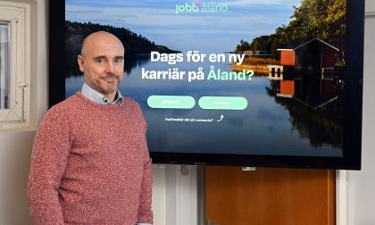 – Jobbaland.ax samlar det mesta på ett och samma ställe både för rekryterare och arbetstagare, säger Ålandstidningens marknads- och försäljningschef Jocke Nyberg.