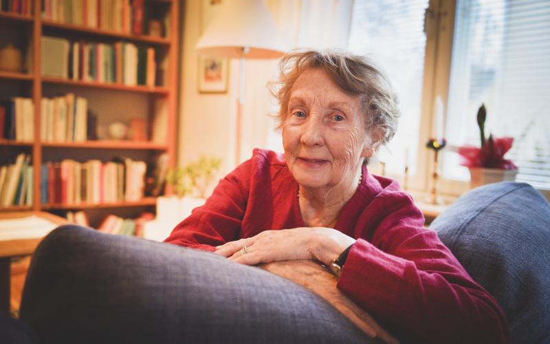 Anna-Brita Helander fyller 80 år.