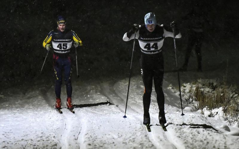 Skidor, Jerry Danielsson, Lennert Holmström
