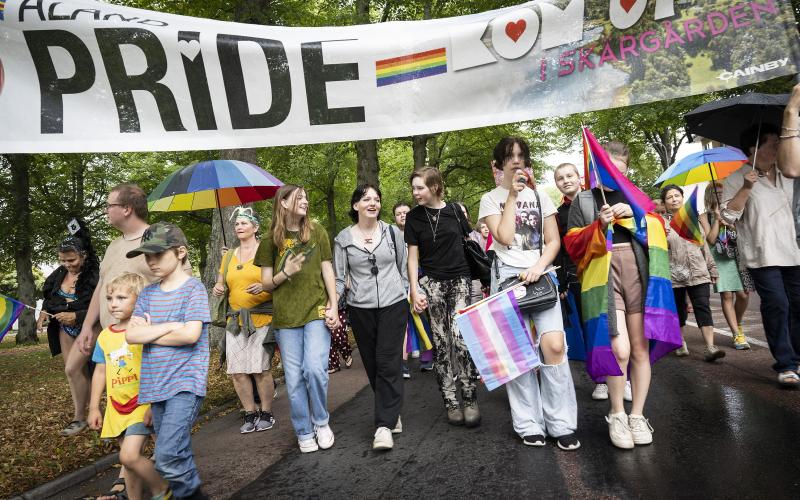 Åland pride, Prideparad, Åland100queer, Regnbågsfyren