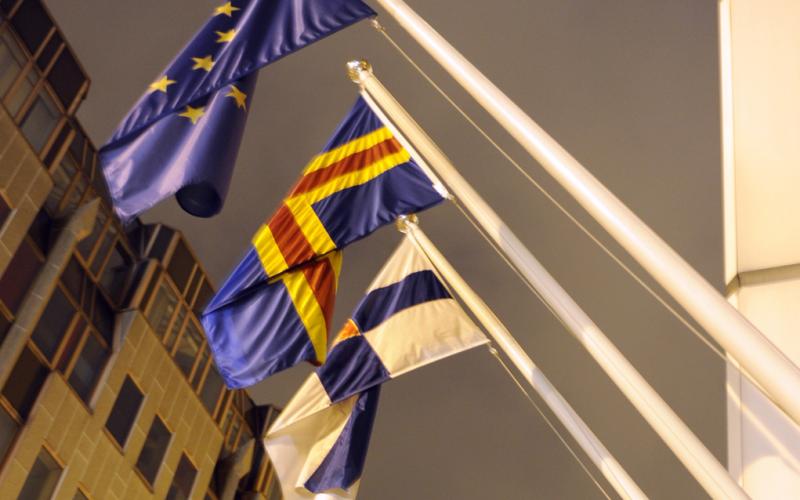 Lagtinget i Bryssel, Finlands ständiga representation. Ålands flagga. EU.