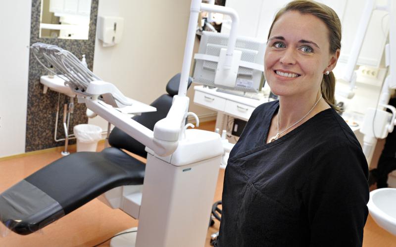 Tandläkare, Jannica Förström, Mari Wingert