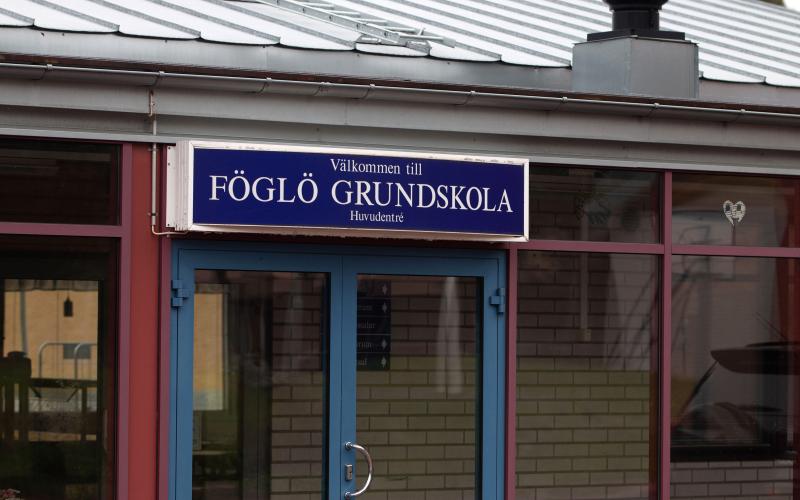 Föglö grundskola har renoverats i omgångar, men dras fortfarande bland annat med ventilationsproblem. Nu satsar kommunen pengar på att en gång för alla försöka få bukt med problemen. 