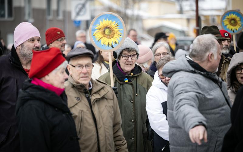 Ukrainaplatsen, manifestation mot kriget på årsdagen, Ukrainakriget, 