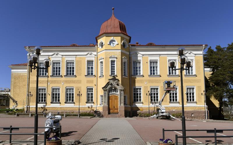 Några studieplatser finns ännu kvar att söka vid Ålands lyceum.Robert Jansson