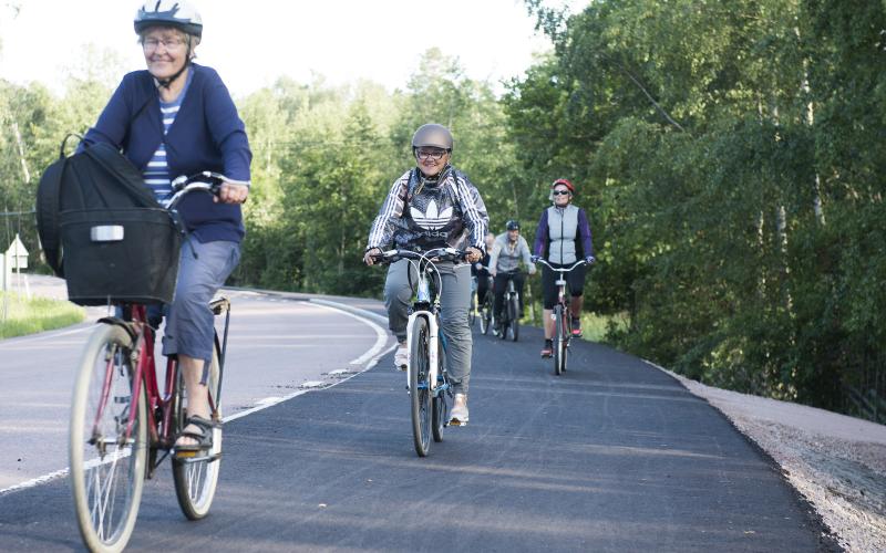 Lemland, Lemström, Cykelglädje, Cyklister, Cykel, Cykelhjälm, Grupp, Maria Båsk
