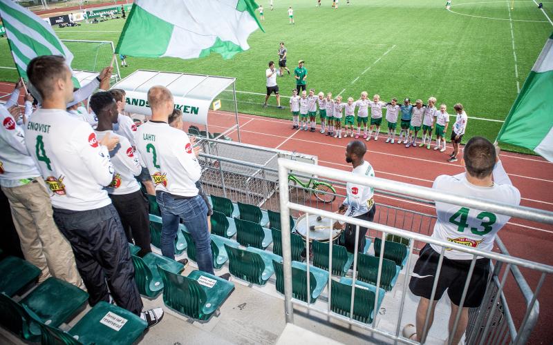 IFK:s dam- och ungdomsfotboll engagerar och berör många. Bilden är från sommarens Alandia Cup.