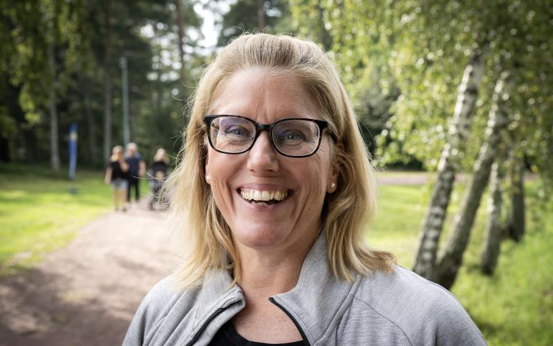 Katarina Sundberg som är tjänstledig från jobbet som förvaltningschef vid Ålands Gymnasium tänker fortsätta jobba på konsultbolaget Greenstep.