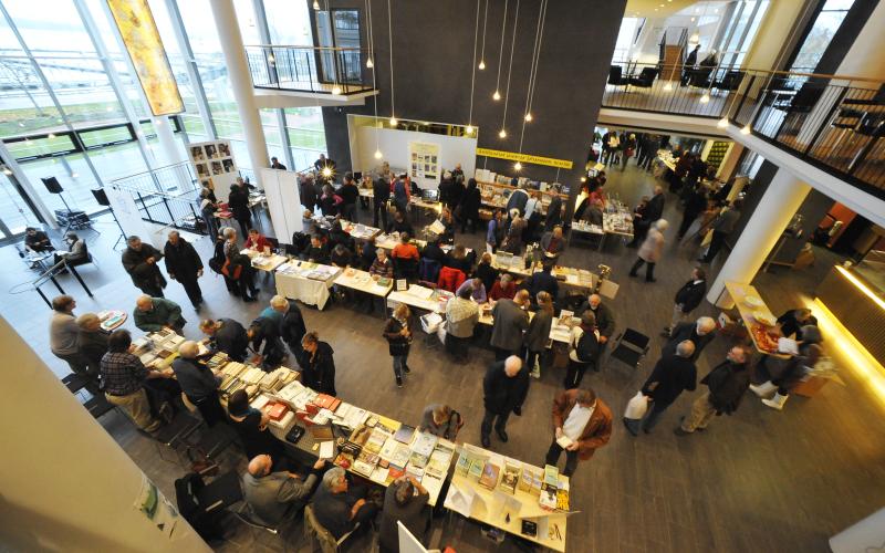 På lördag arrangeras den åländska bokmässan, på Alandica som vanligt. I år firar dessutom Ålands litteraturförening 50 år. 