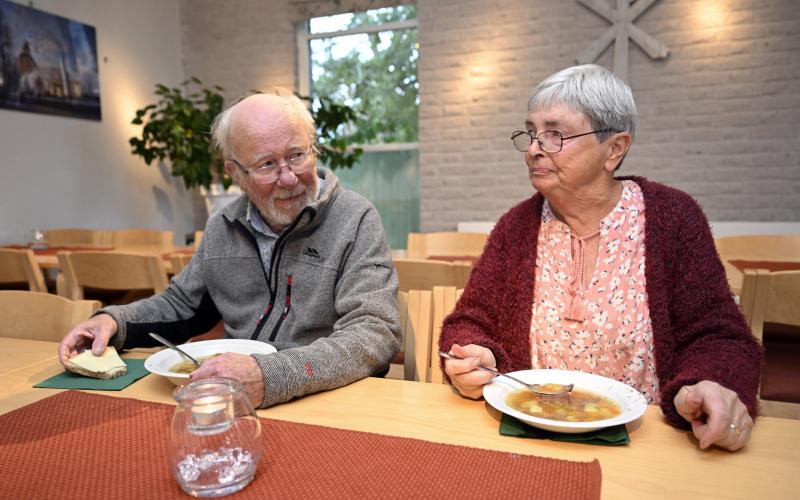 Claes Wäppling och Gunvor Blomqvist brukar komma till Mariagården och äta ansvarssoppa.