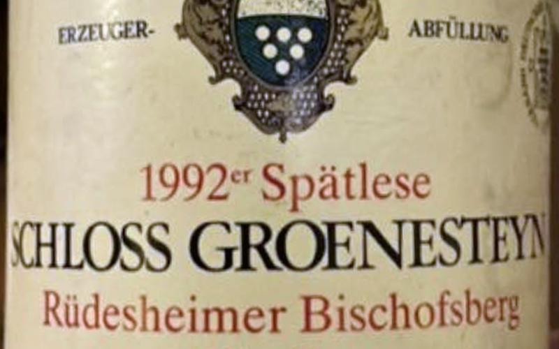 Inte varje dag man dricker en Schloss Groenesteyn från 1992.