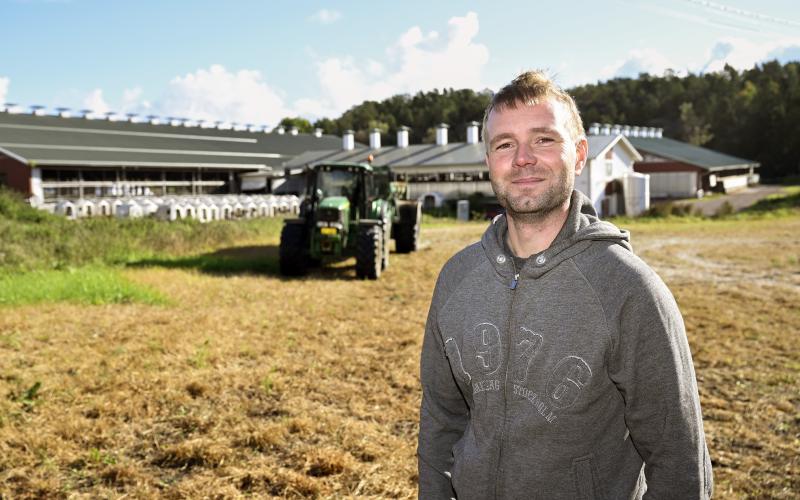 ”Kan det binda fosfor finns det bara fördelar både för oss och för miljön”, säger  Kristoffer Lundberg från Gesterby mjölk.
